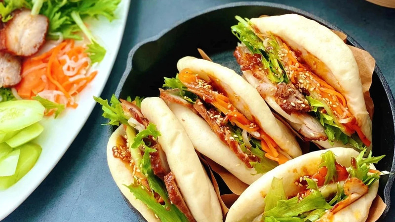 Bánh bao sandwich phong cách Á Đông