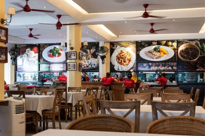 Khung giờ thấp điểm vắng khách làm gia tăng chi phí cố định và rủi ro thất thoát nguyên liệu tươi cho quán ăn