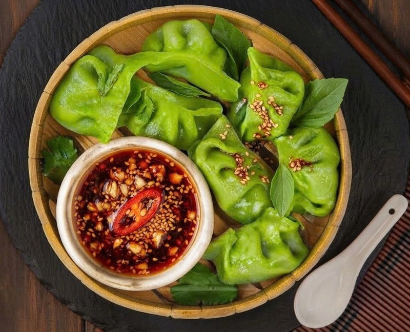 Há cảo tôm hẹ - Nhân hẹ tươi xanh thanh mát, nhẹ nhàng, không ngấy mỡ.